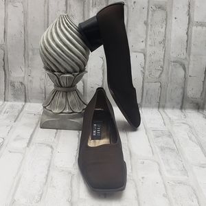 Stuart Weitzman Chunky Heel Fabric Pumps (Size 7B)